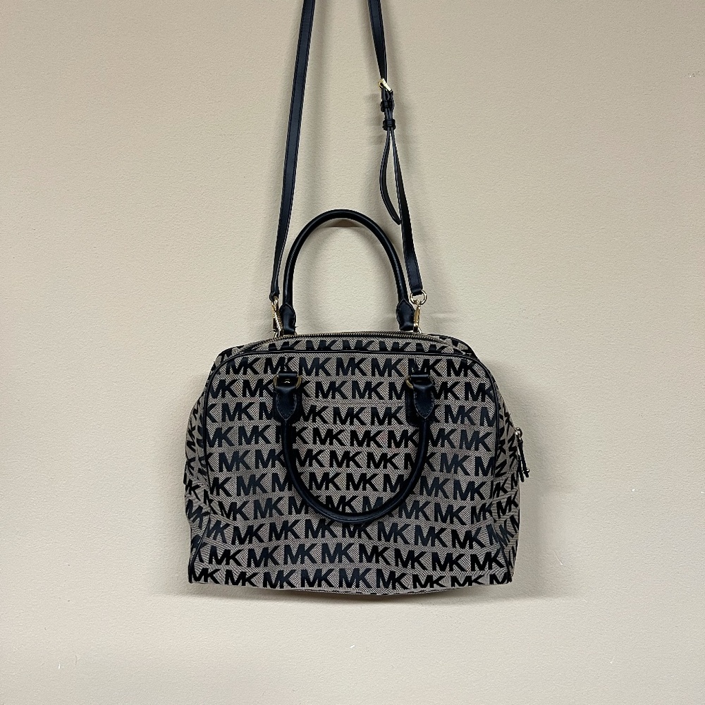 Michael Kors Black/Gold Handbag